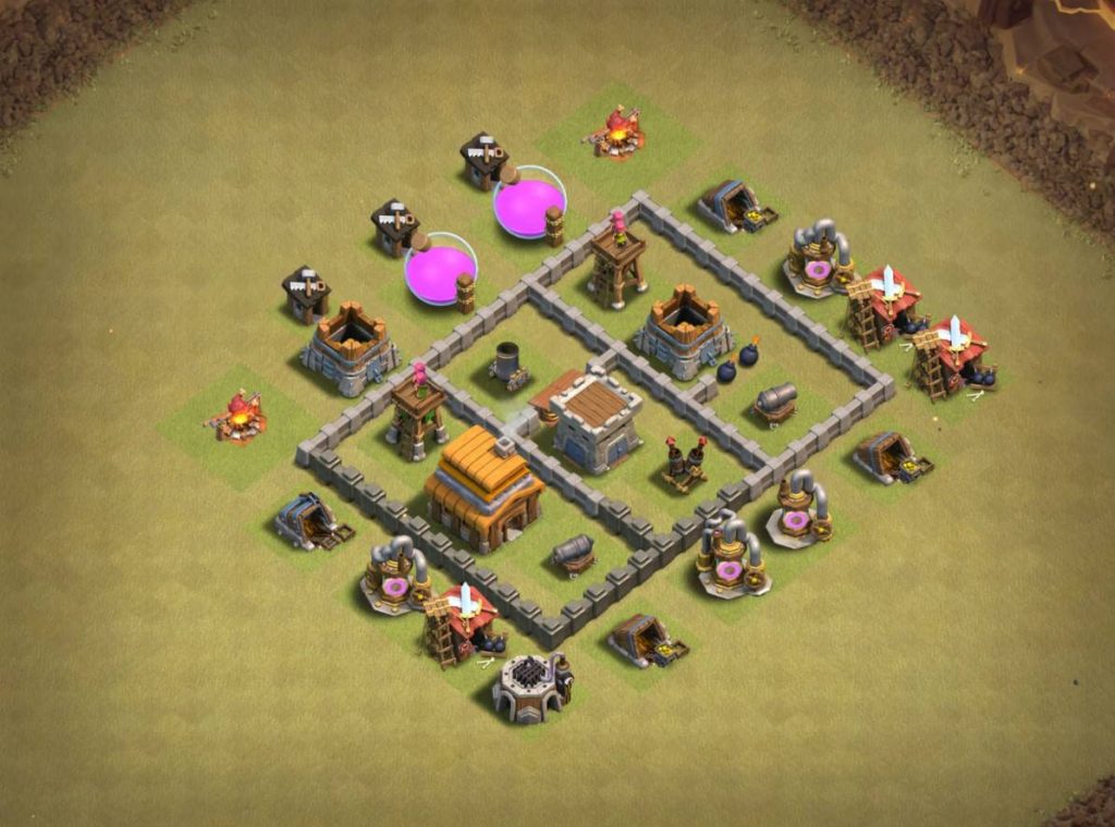 th4 war base metal