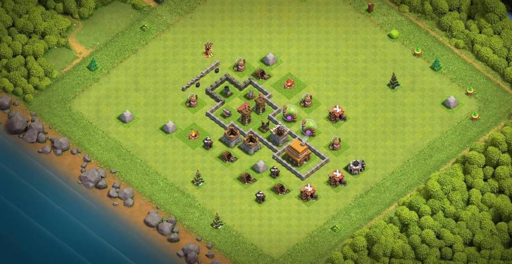 town hall 4 best base link